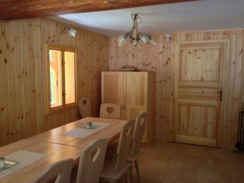 棒棒小屋 捷克布杰约维采 外观 照片
